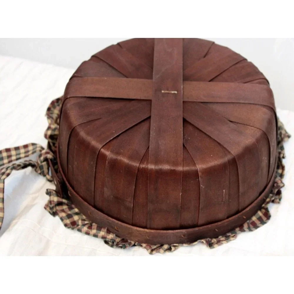 Cat Toys Cottage Core Granny Basket Storage Ruffle Applique Lid Farmhouse County
